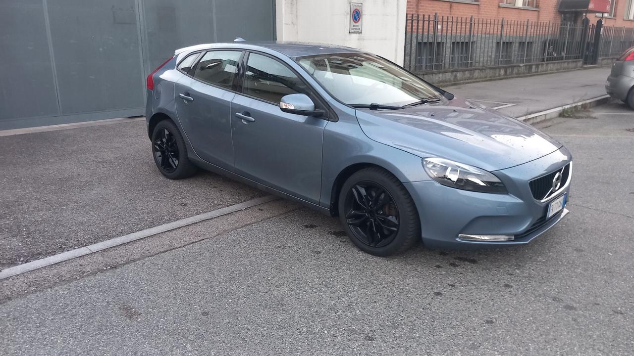 Volvo V40 D2 Momentum