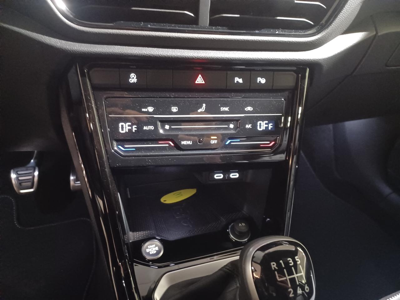 Volkswagen T-Roc 1.0 TSI R-Line Plus