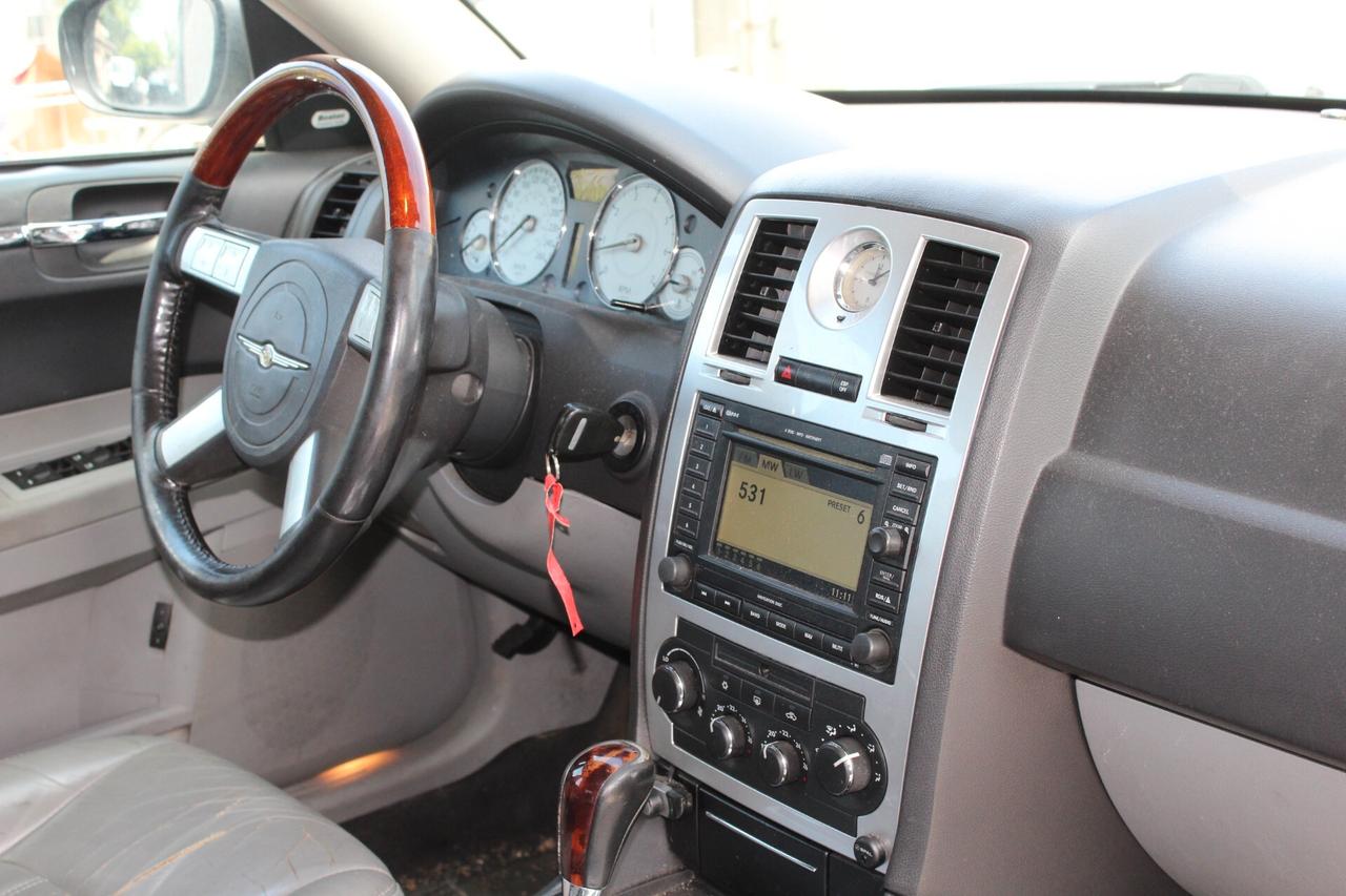 Chrysler 300C 3.0 V6 CRD berlina