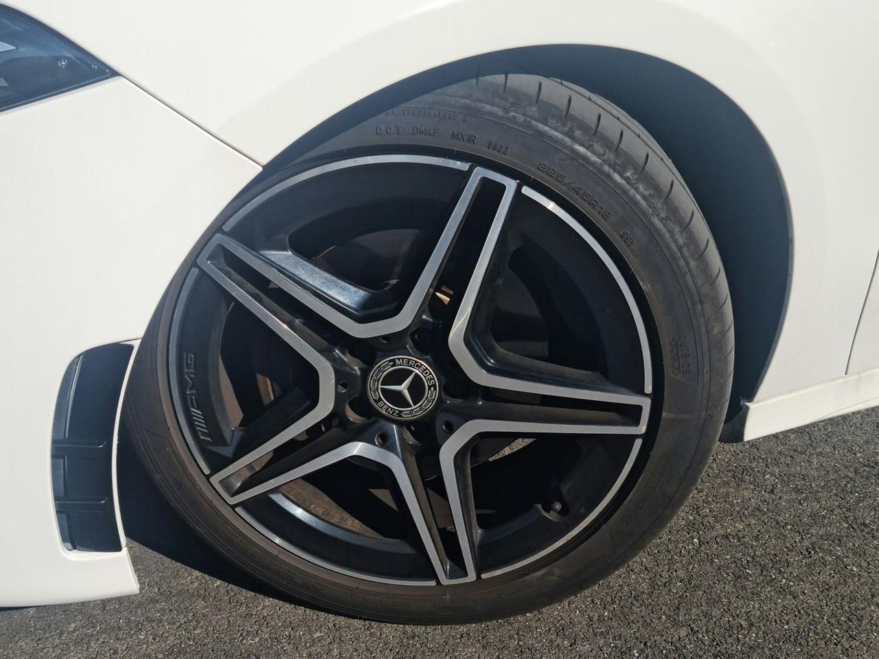 Mercedes-Benz A 180 AMG Line Premium #6483