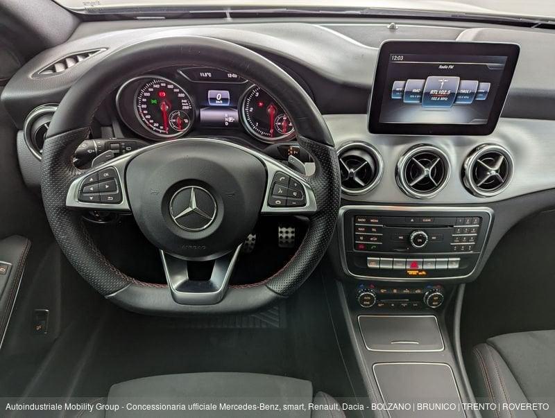 Mercedes-Benz GLA 200 D AUTOMATIC 4MATIC PREMIUM