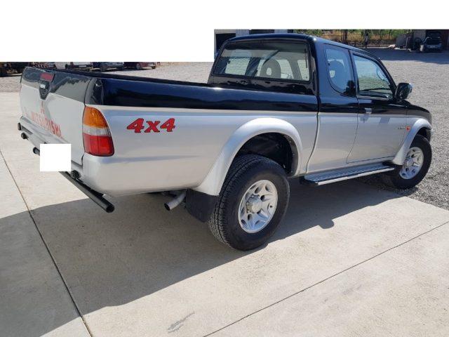 MITSUBISHI L200 2.5 TDI 4WD Club Cab Pick-up GLS