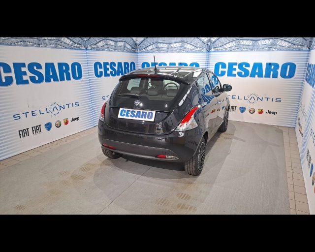 LANCIA Ypsilon 1.0 firefly hybrid Platino s&s 70cv