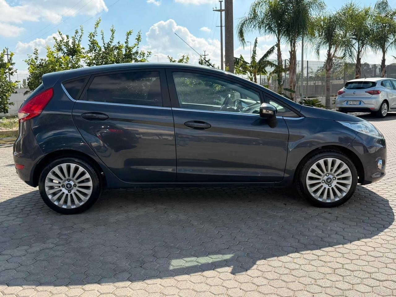 Ford Fiesta 1.2 82 CV 5 porte Titanium