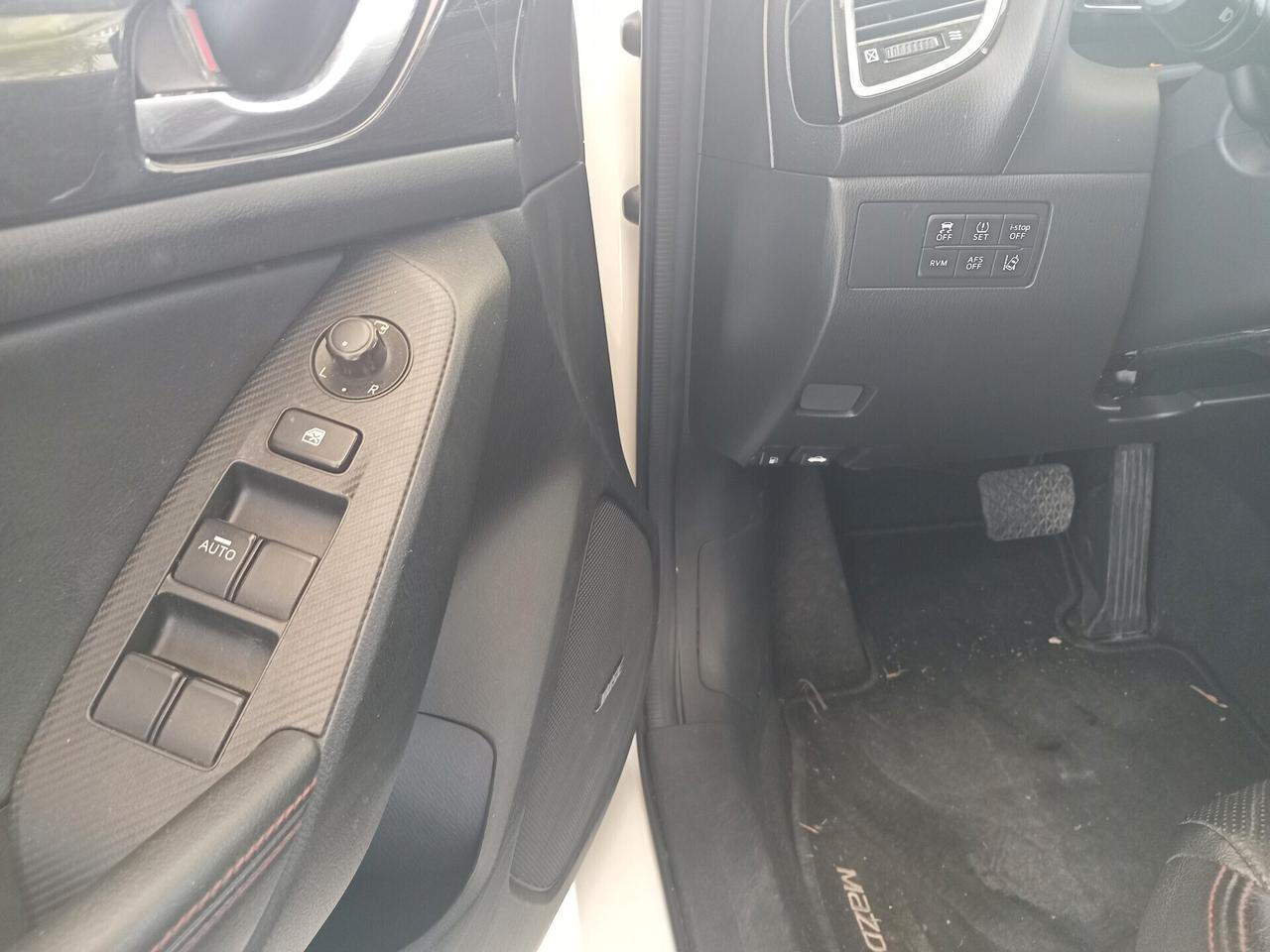 MAZDA 3 DISEL 2.2 C.V 150 AUTOM IL TOP CON PROB I AL MOTORE