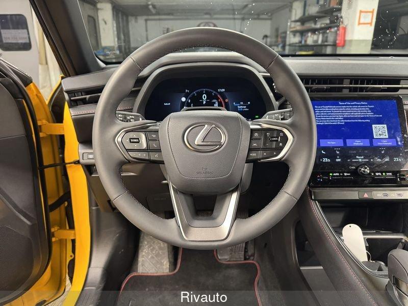 Lexus LBX LBX Hybrid Emotion