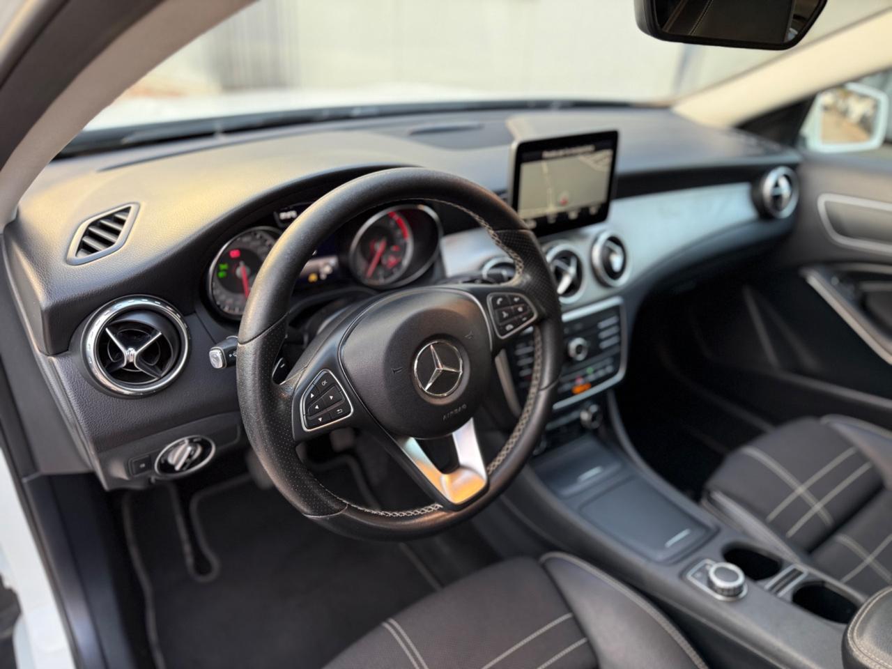 Mercedes-benz GLA 200d Km Certif. Tagliandi TT. Mercedes