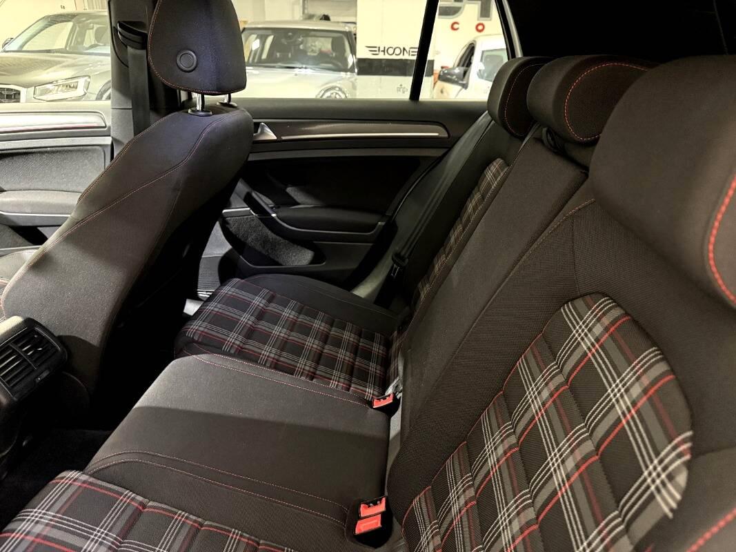 Volkswagen Golf 2.0 tsi Gti Performance 245cv dsg