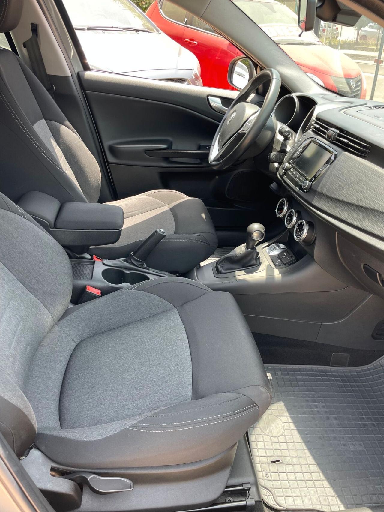 Alfa Romeo Giulietta"Finanziabile Senza Busta Paga"