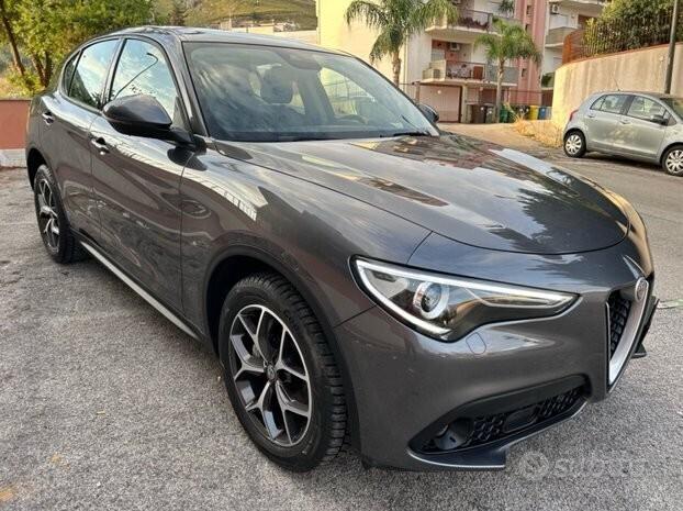 Alfa Romeo Stelvio 2.2 Turbodiesel 180 CV Executiv