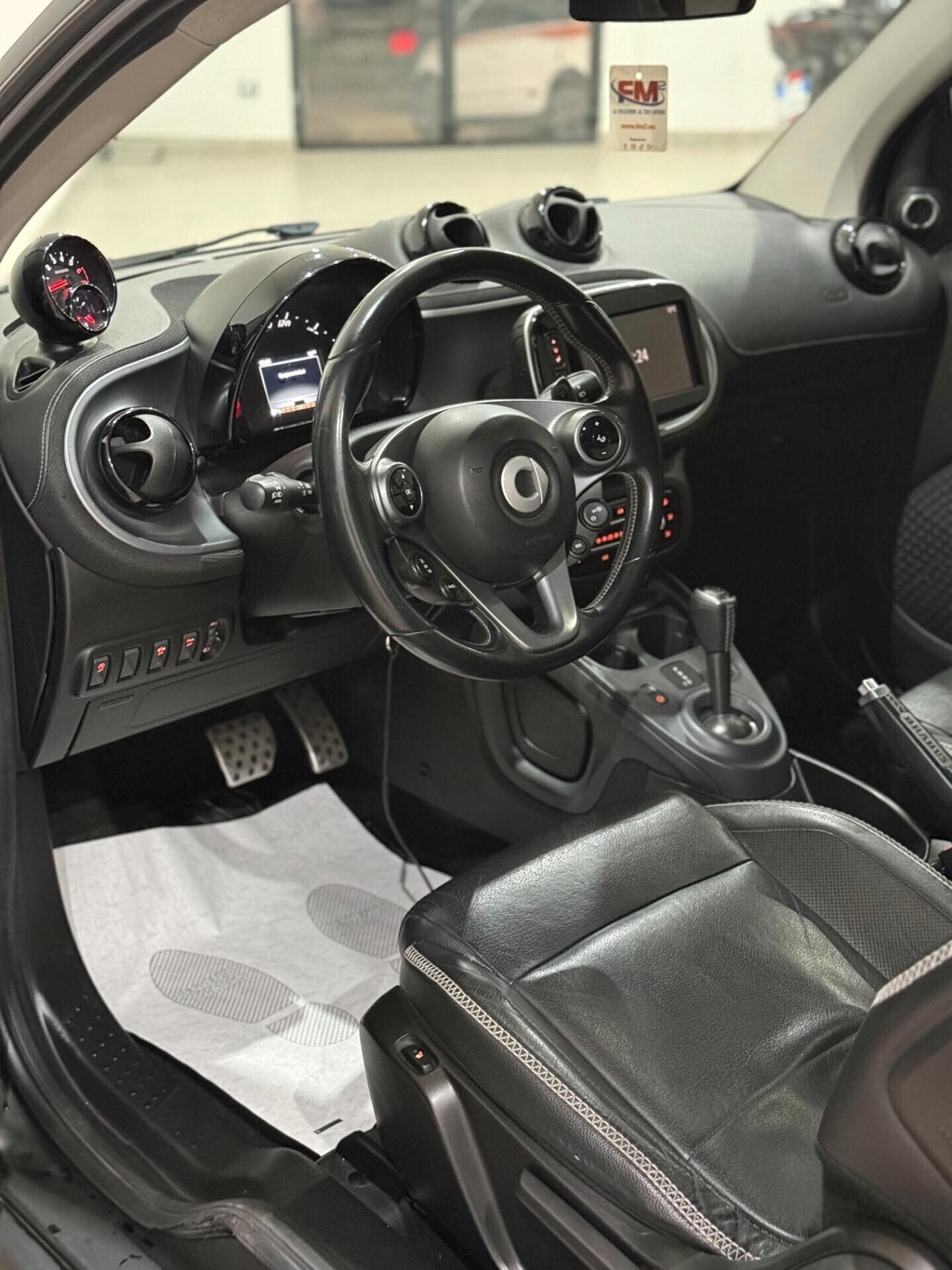 Smart ForTwo BRABUS 0.9 Turbo twinamic Xclusive