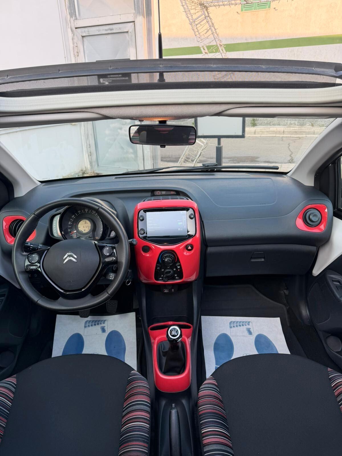 Citroen C1 VTi 72 ETG 5 porte Shine