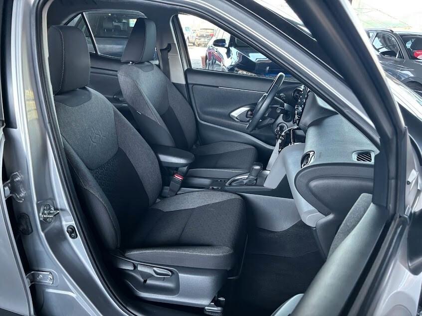 Toyota Yaris Cross 1.5 Hybrid . E-CVT Active