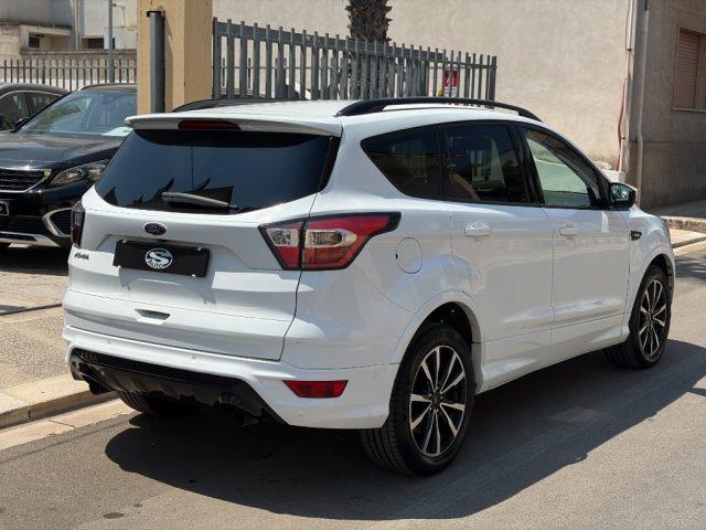 FORD Kuga 1.5TDCI 120 ST-Line