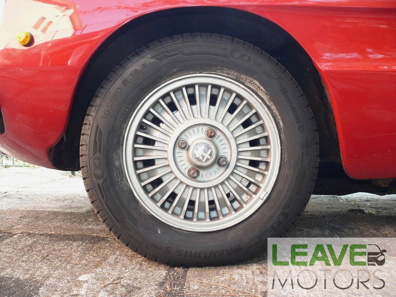 Alfa Romeo Spider - 1300 (M1213)