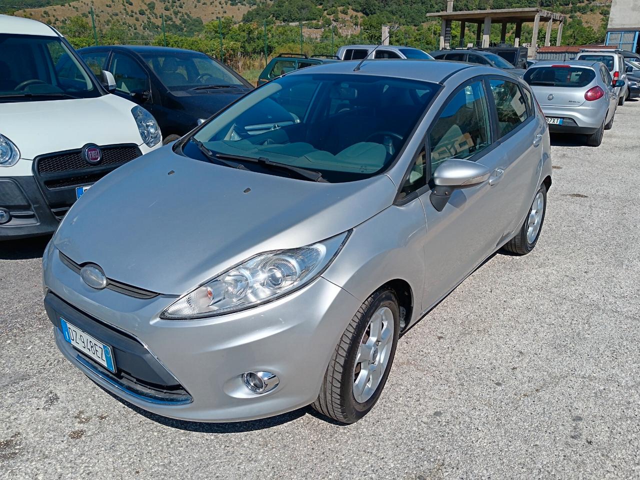 Ford Fiesta Fiesta+ 1.4 TDCi 70CV 5 porte