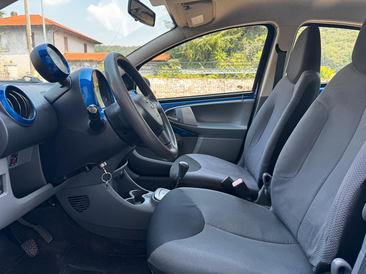 Toyota Aygo 1.0 12V VVT-i 5 porte Blue