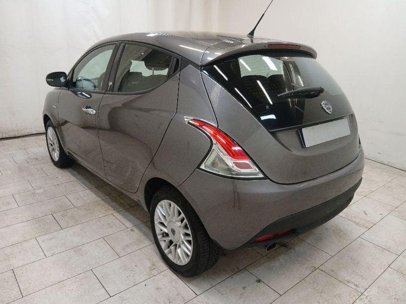 Lancia Ypsilon 1.2 8v Gold s&s 69cv E6