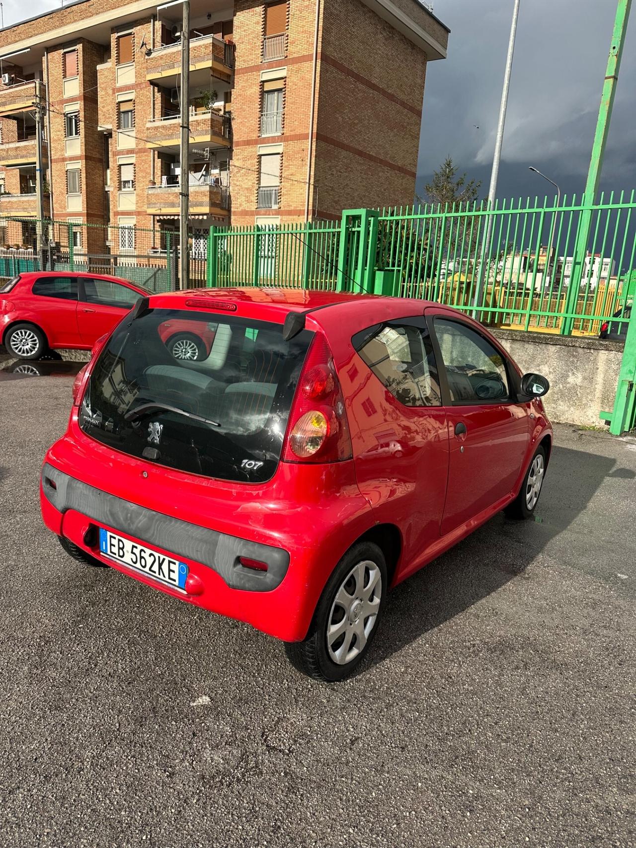 Peugeot 107 1.0 68CV 3p. Desir