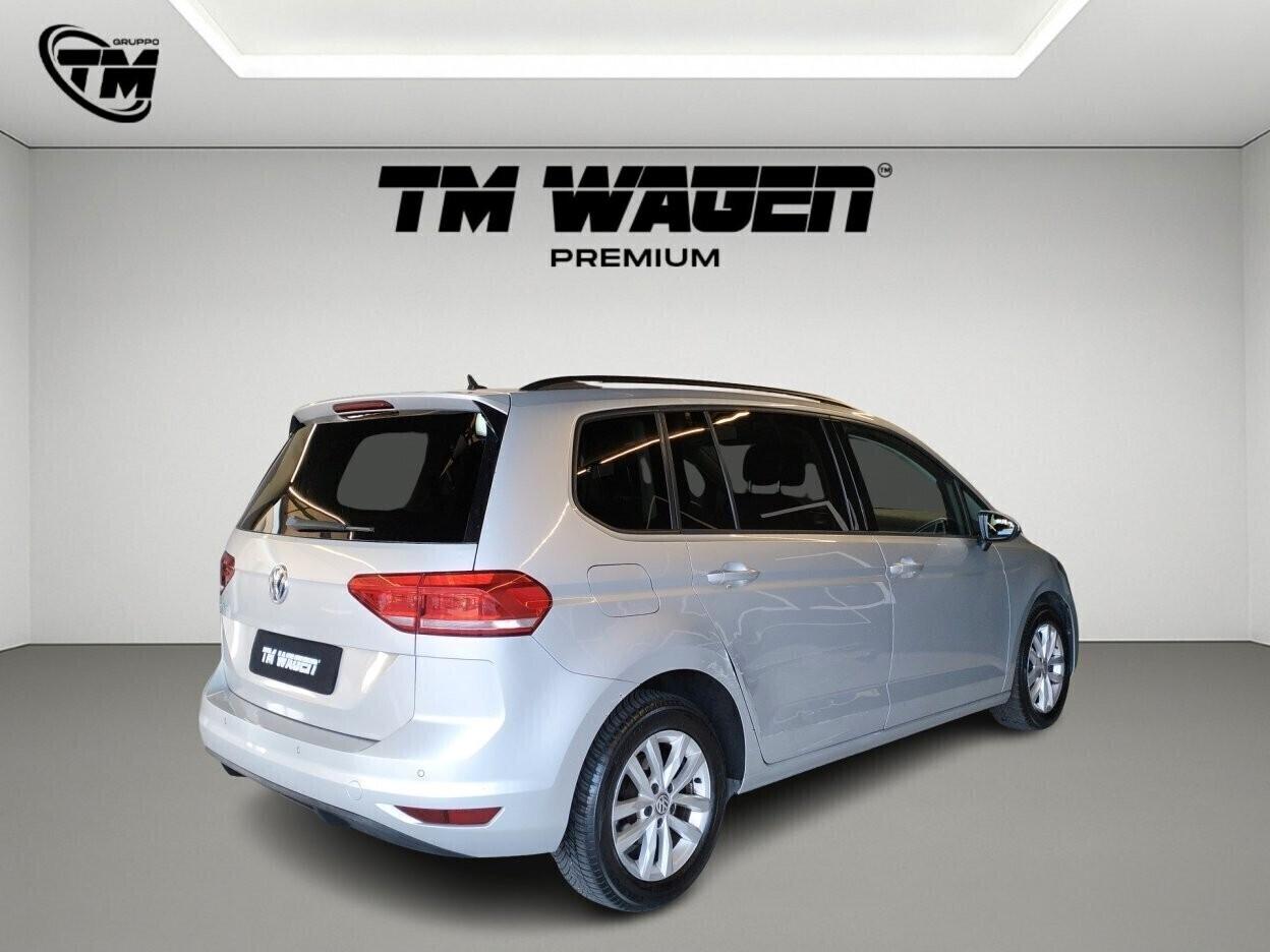 Volkswagen Touran 1.5 tsi Business