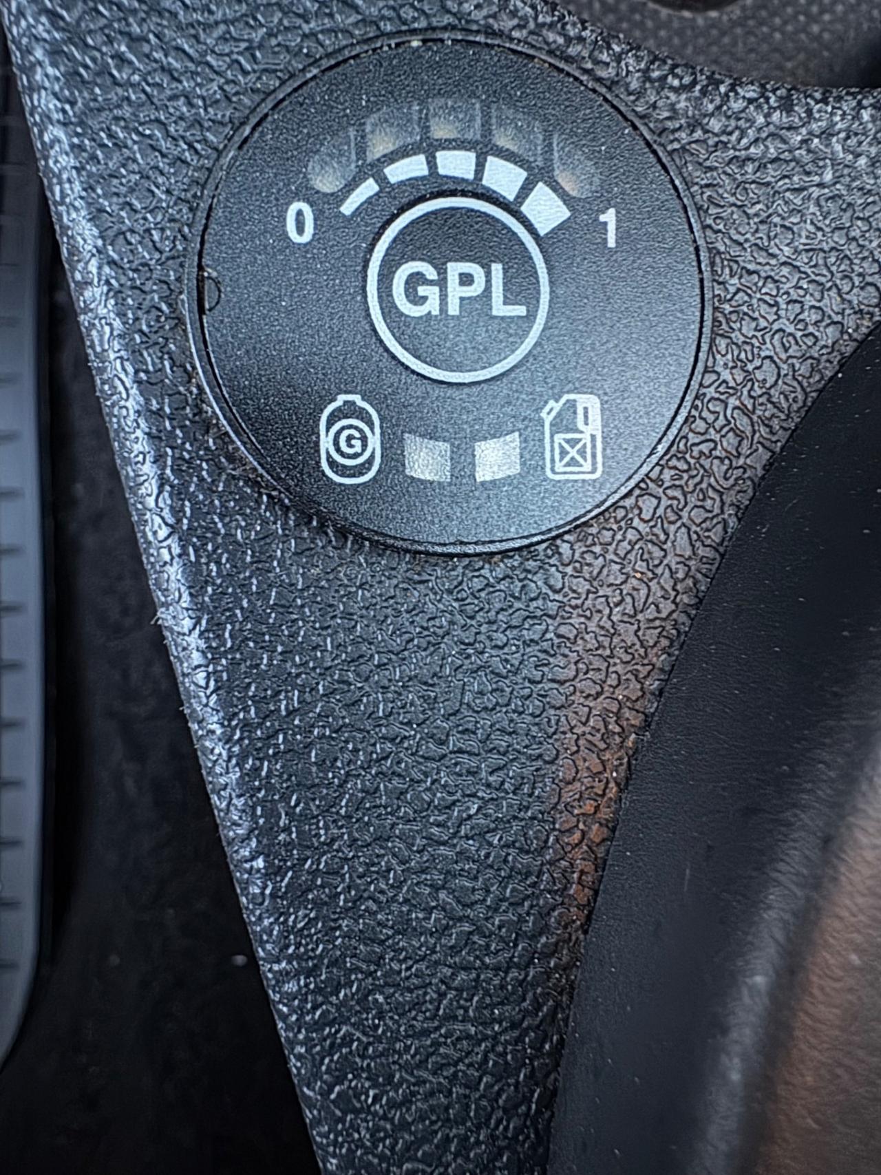 Dacia Duster 1.6 110CV 4x2 GPL Lauréate