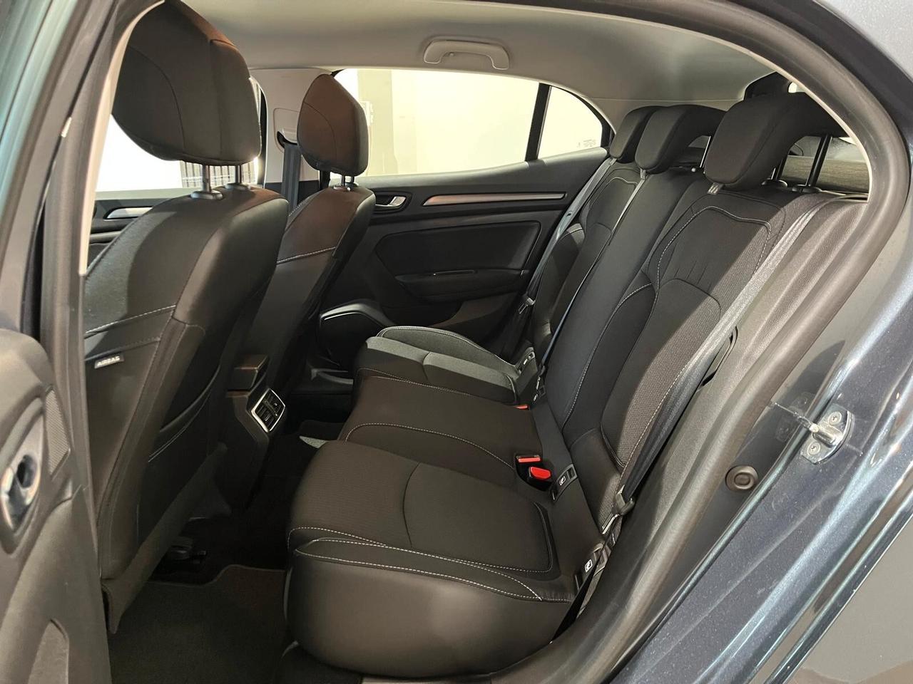 Renault Megane Mégane Blue dCi 115 CV EDC Equilibre