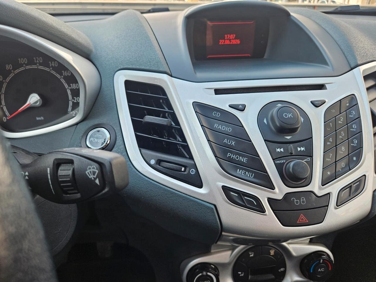 Ford Fiesta 1.2 Titanium 2010