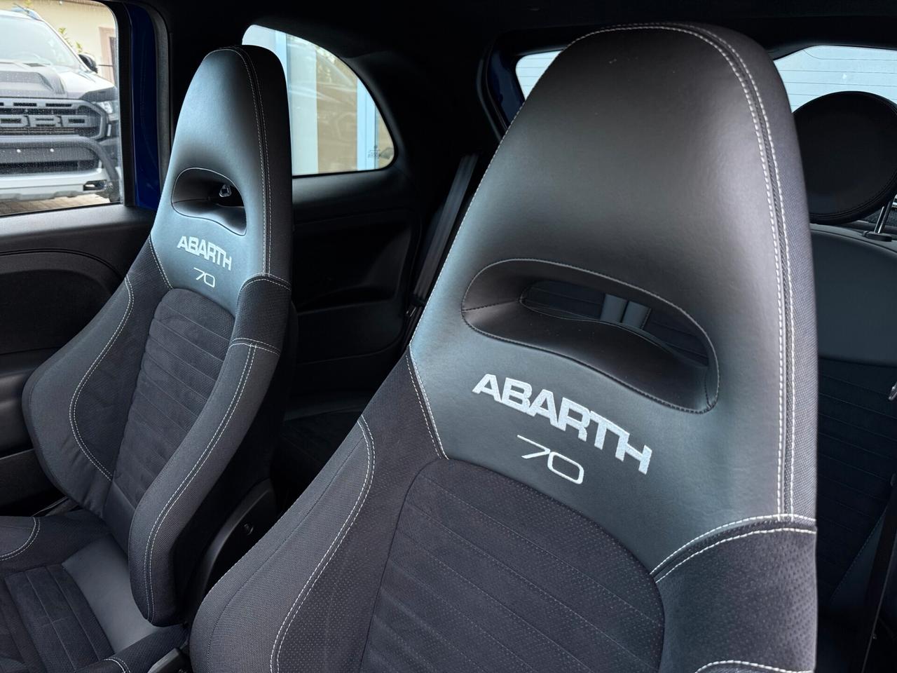 Abarth 595 1.4 Turbo T-Jet 165 CV Turismo 70° ANNIVERSARY SABELT FULL