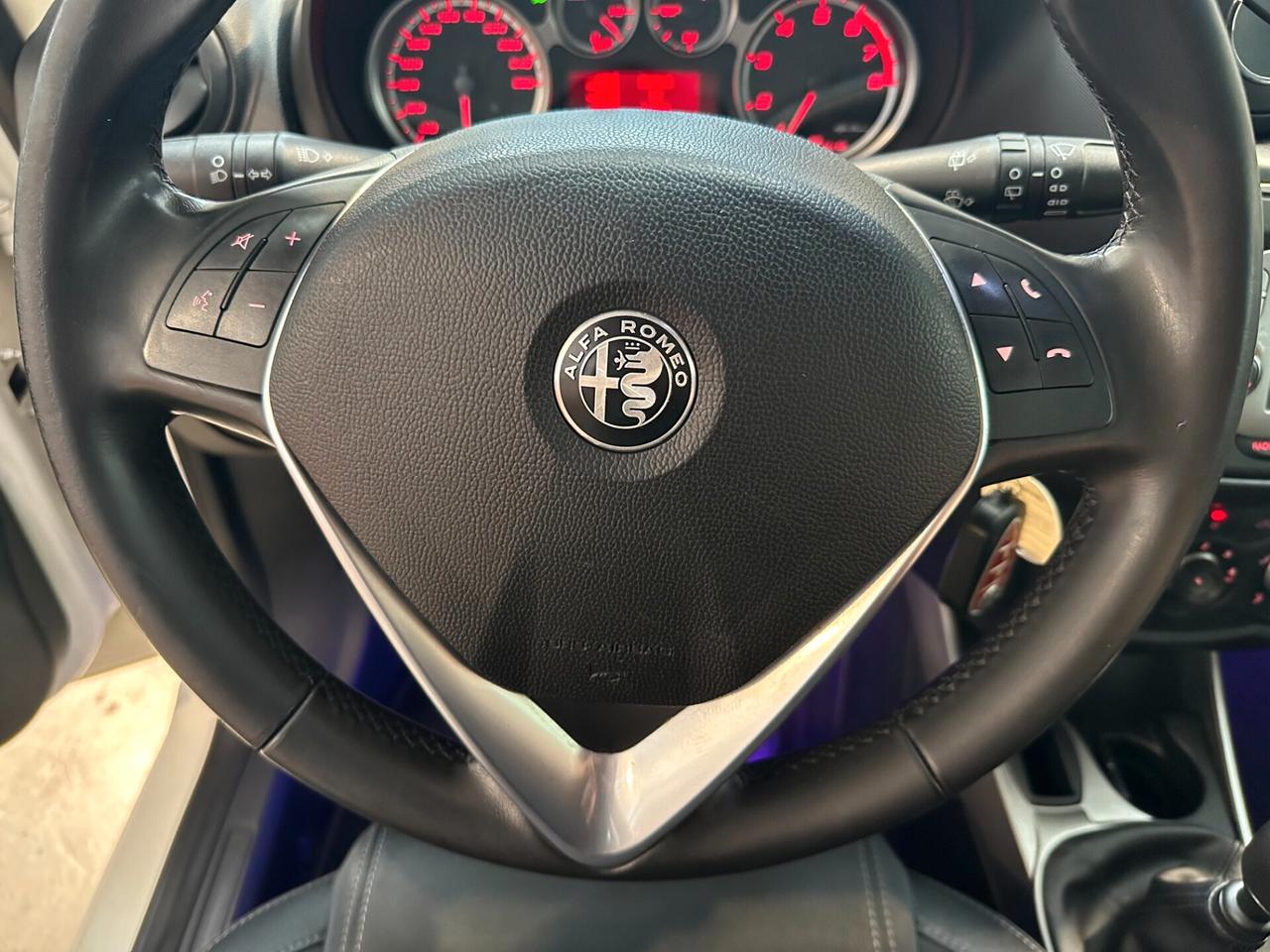 Alfa Romeo MiTo 1.4 78 CV 8V- EURO 6 - FARI LED UCONNECT