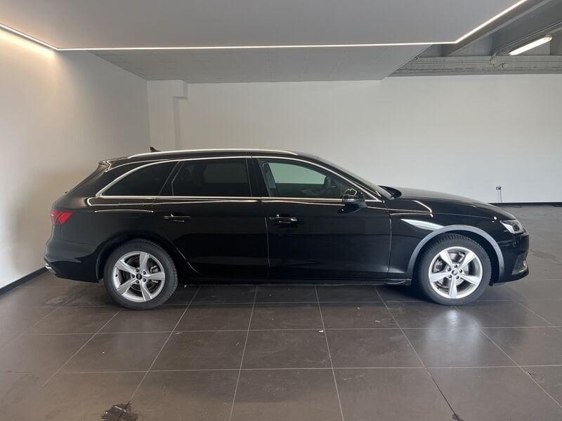 Audi A4 AVANT 35 TDI S TRONIC