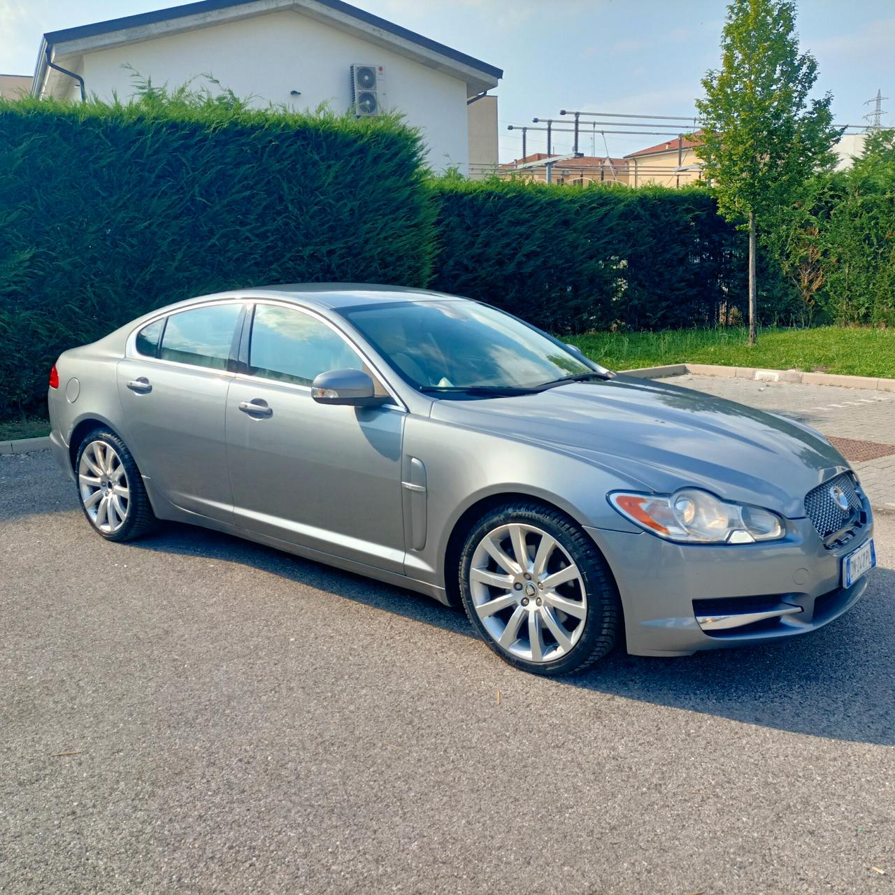 Jaguar XF 2.7D V6 PELLE BEIGE PERFETTO STATO