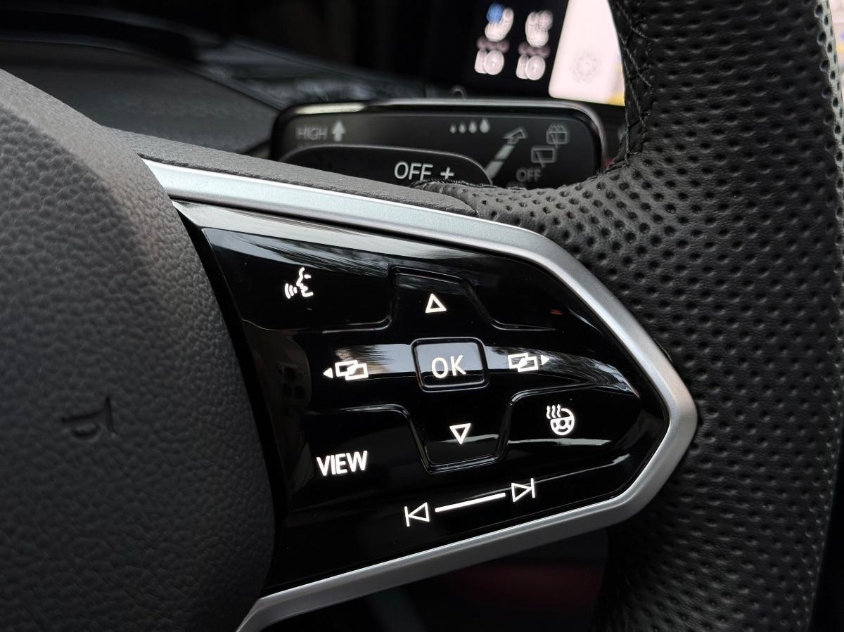Volkswagen Golf 8 GTI 2.0 TSI 245 CV