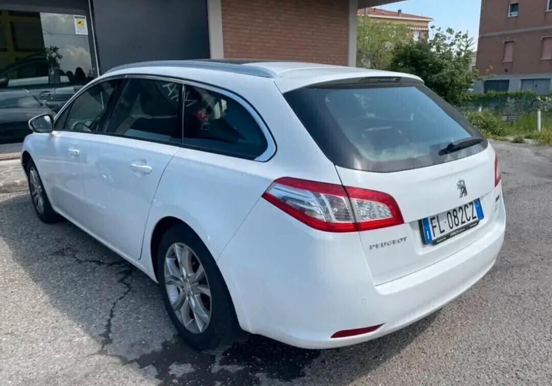 Peugeot 508 BlueHDi 120 EAT6 S&S SW Allure