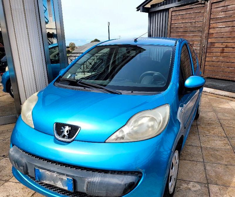 Peugeot 107 1.0 allure