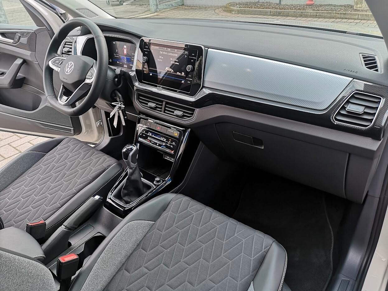 Volkswagen T-Cross 1.0 TSI 95 CV ACCESSORIATA