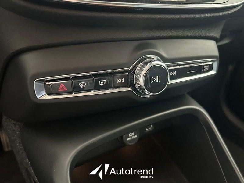 Volvo XC40 D3 150 CV AWD Automatica NAVI LED Inscription N1 Autocarro