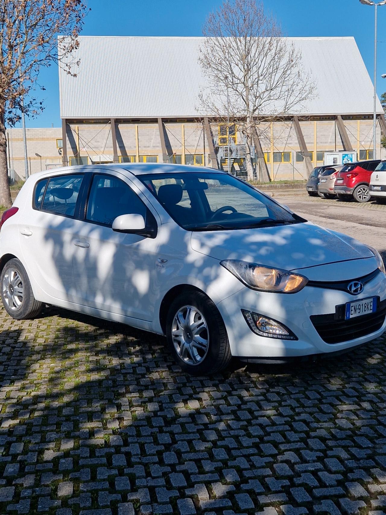 Hyundai i20 1.2 5p. BlueDrive GPL Sound Edition