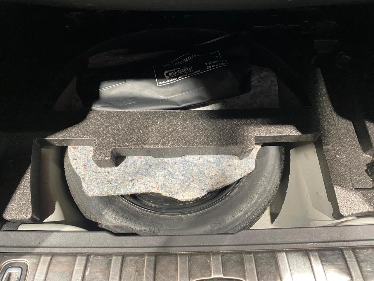 Peugeot 2008 1.6 Diesel - 2017
