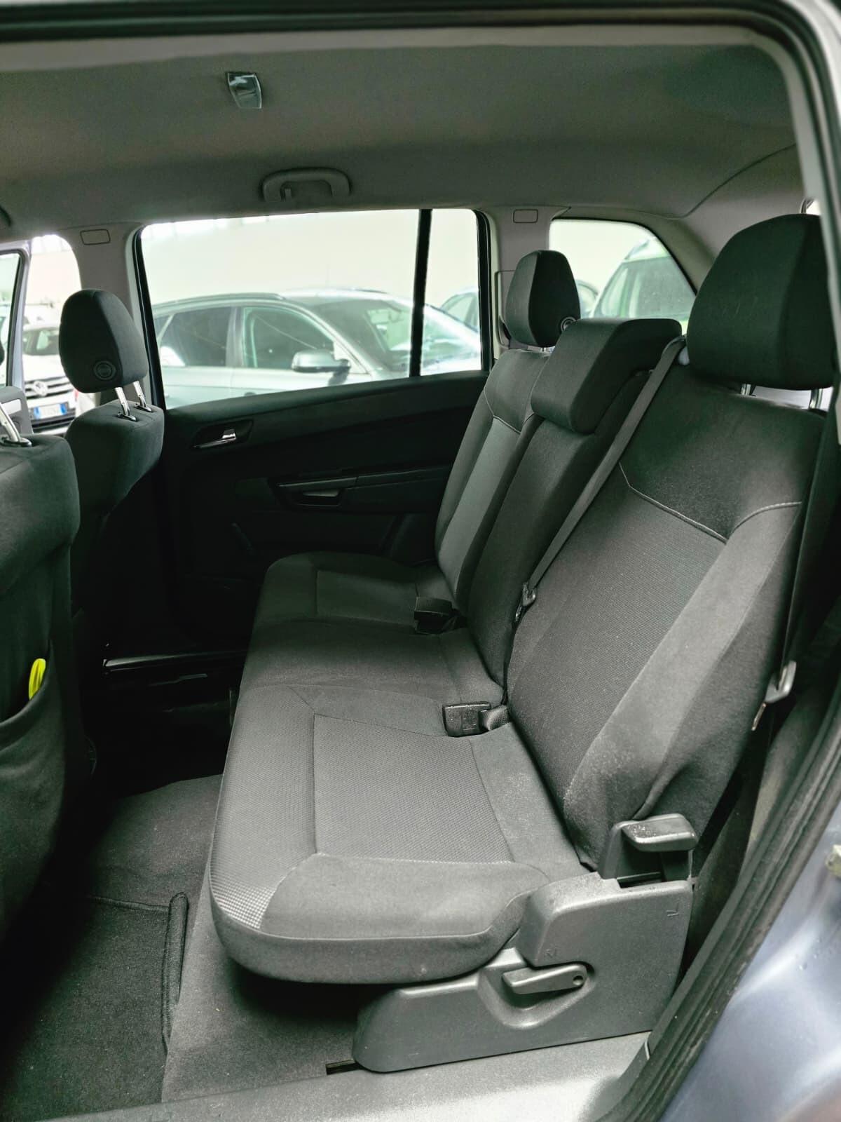 Opel Zafira 1.6 16V ecoM 94CV Cosmo