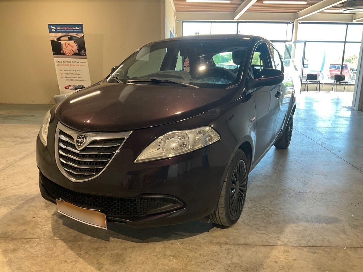 Lancia Ypsilon 1.2 69 CV 5 porte Elefantino
