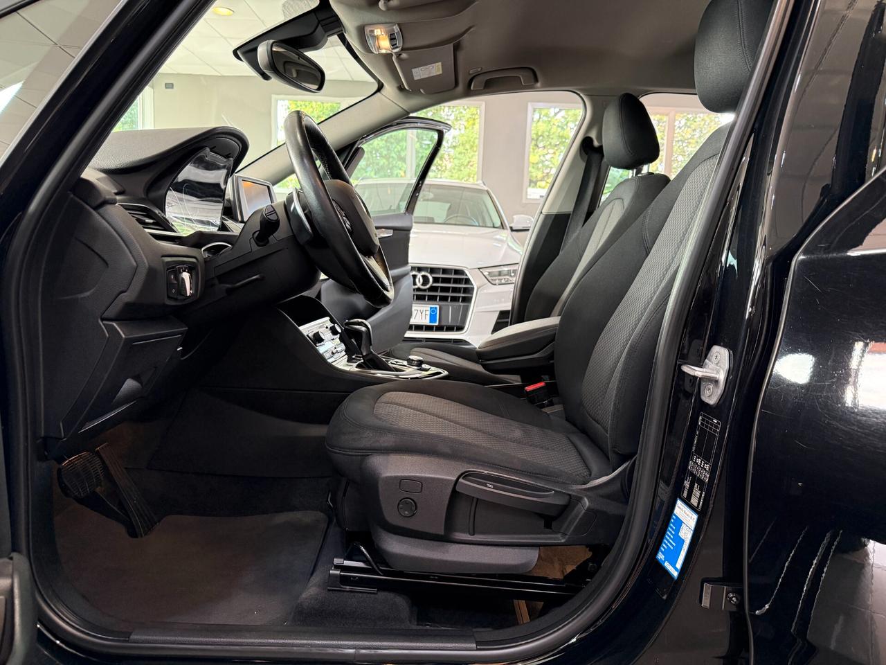 Bmw 2er Active Tourer 216d Advantage