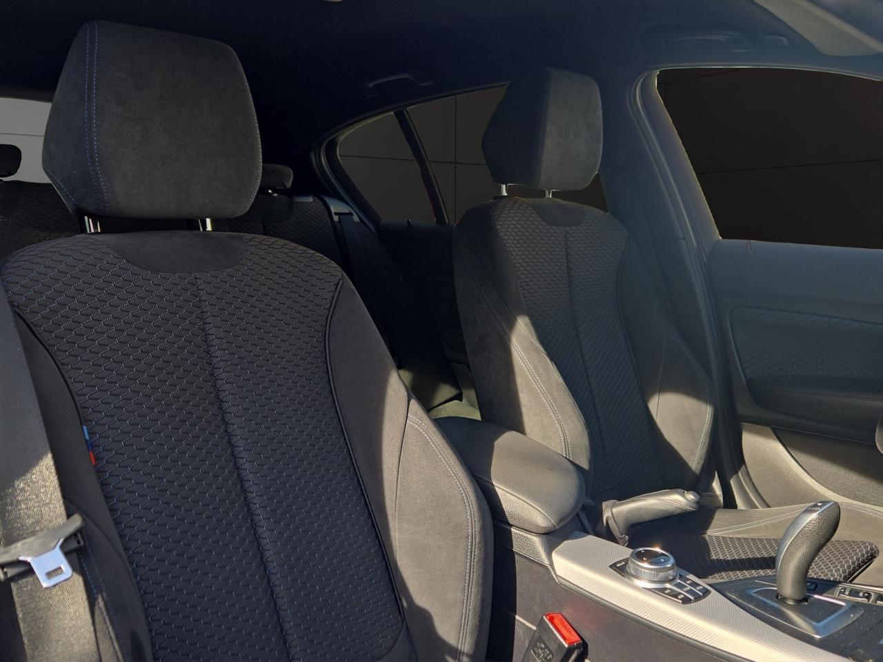 Bmw 118 - d Business 5p auto