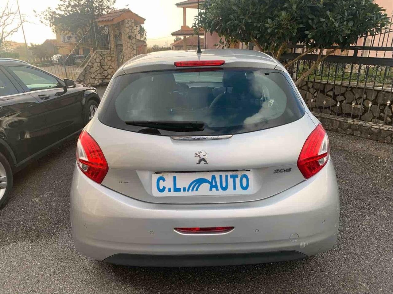 Peugeot 208 1.4 HDi