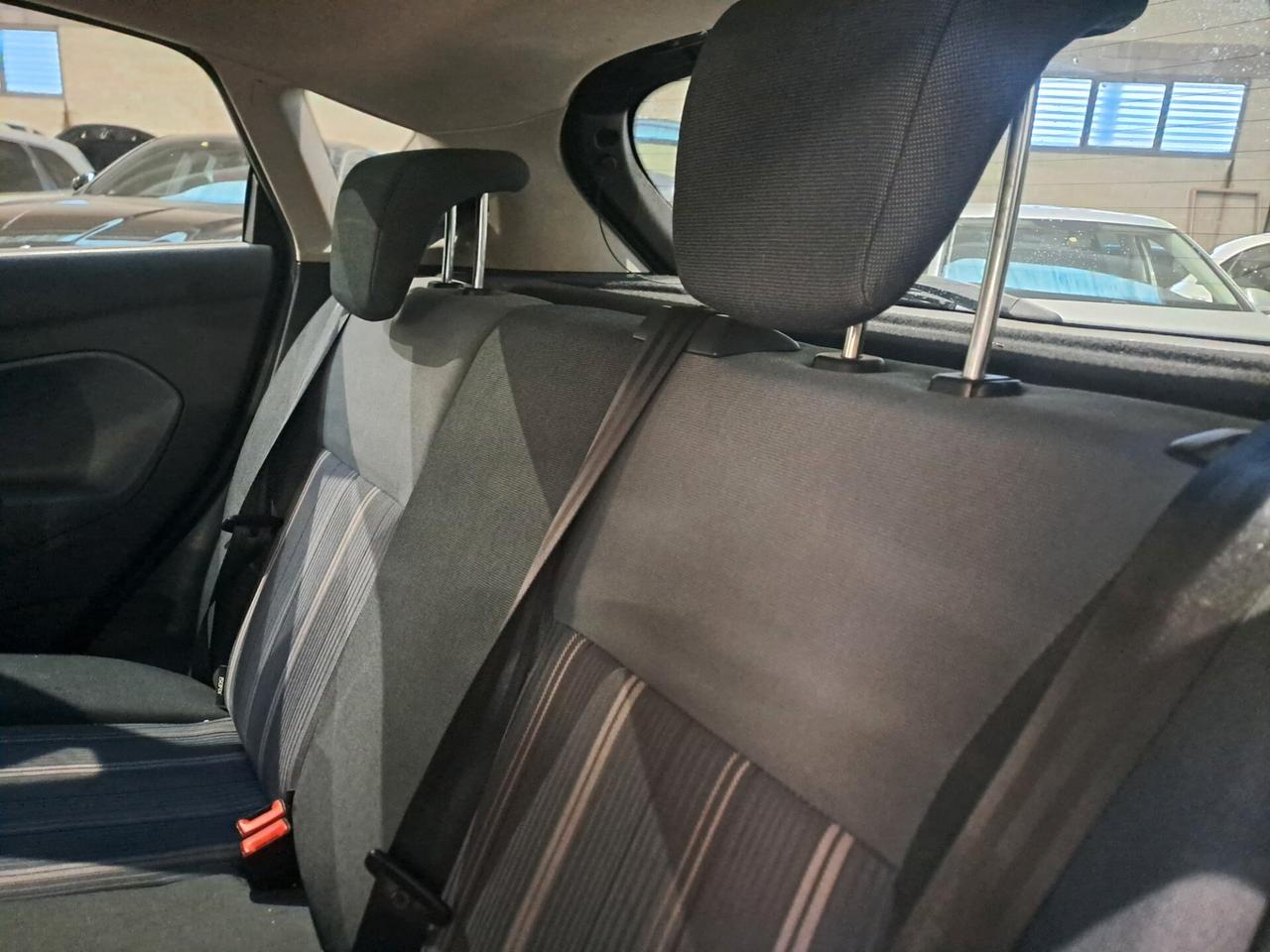 FORD FIESTA 1.4 ** GPL **