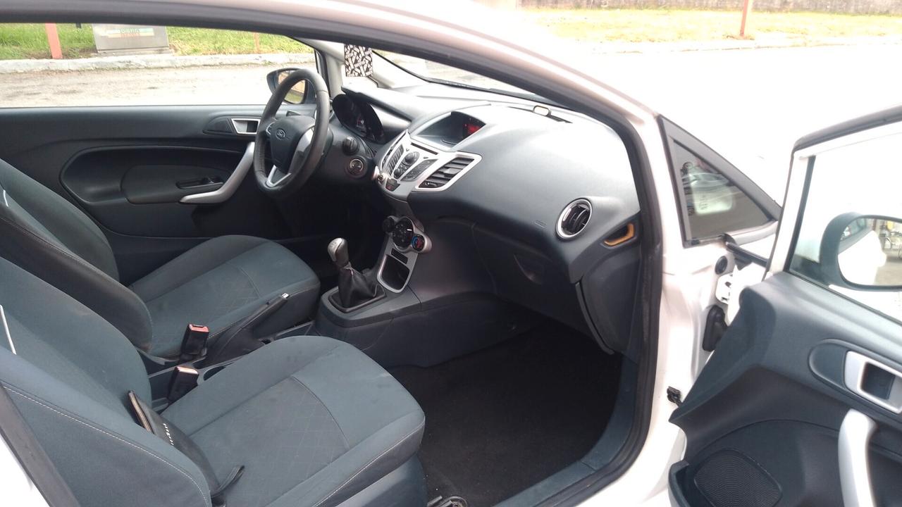 Ford Fiesta 1.2 60CV 3p. Tit. BZ GPL 2036 neop 13