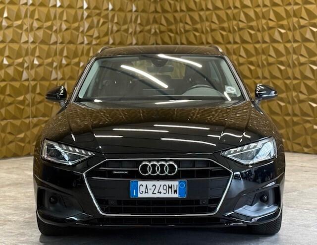 Audi A4 Avant 40 TDI quattro S tronic Business
