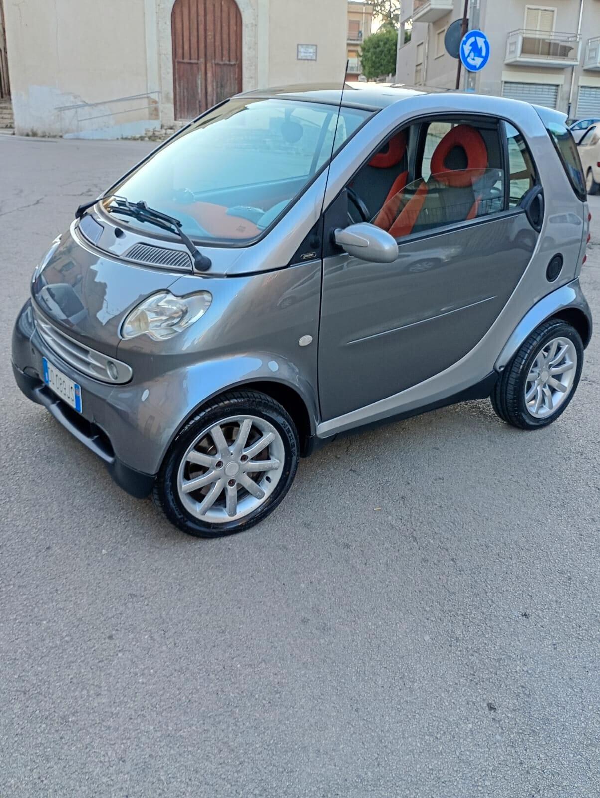 Smart ForTwo 700 coupé pure (45 kW)