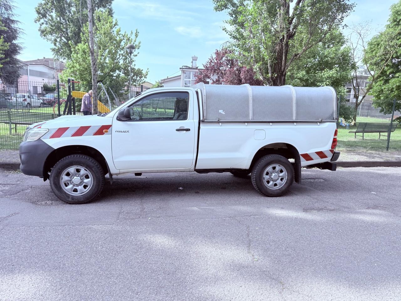 Toyota Hilux MAXI 2.5 2WD PICK-UP- UNICO PROP!!!! OK PERMUTE