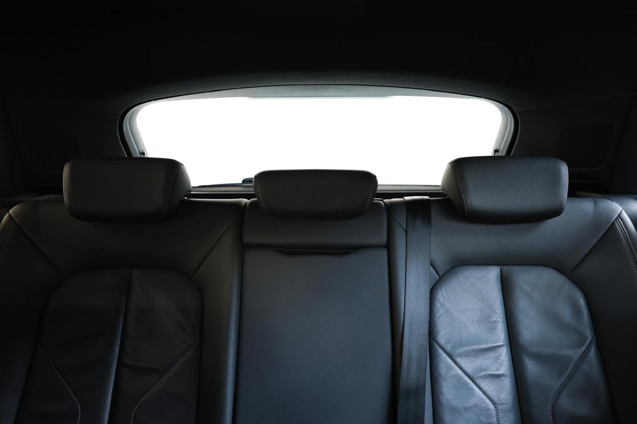 Audi Q3 2.0 TDI 150 CV S line Edition