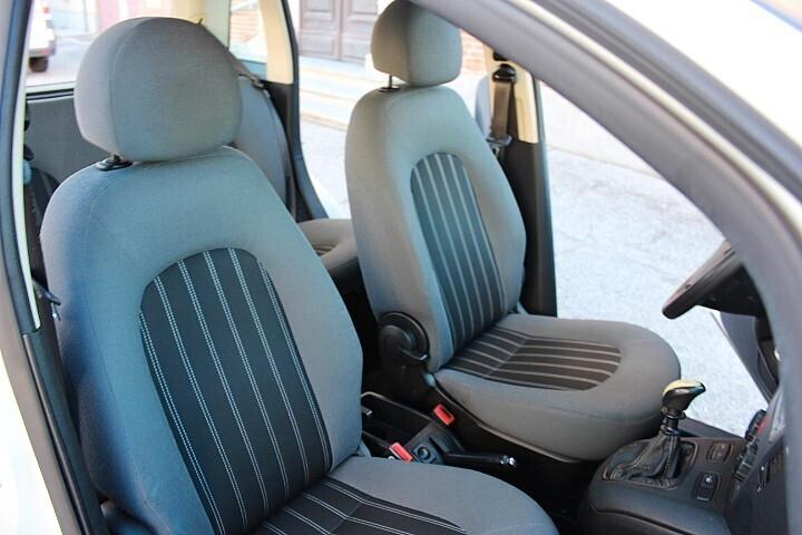 Lancia MUSA 1.4 8V Ecochic (GPL) SILVER ESTERNO PERFETTO INTERNO COME NUOVA